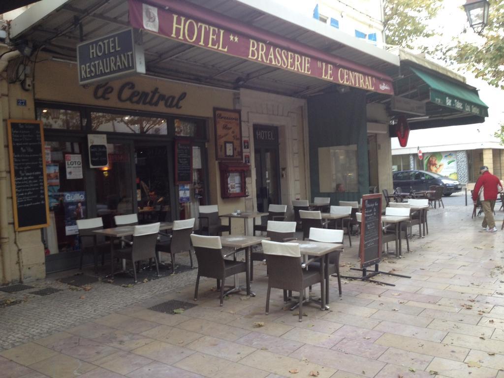 Hotel Restaurant Le Central Шаторенар Екстер'єр фото