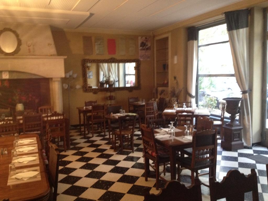 Hotel Restaurant Le Central Шаторенар Екстер'єр фото